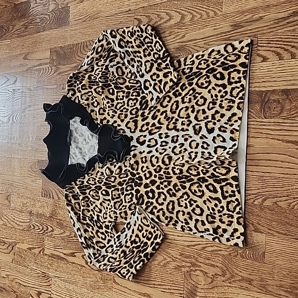 (M) Leopard Print Ruffle Detail Business Casual Classic Fit